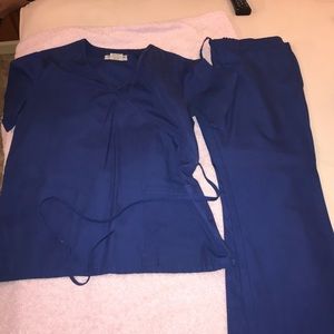 Scrub top and scrub pants